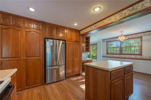 289 Monarch Rd, Washington Twp, OH 45458 - Photo 12