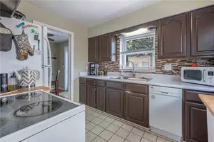 919 Hampshire Rd, Dayton, OH 45419 - Photo 10