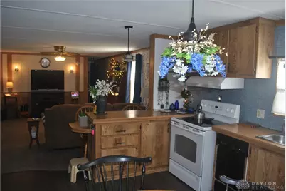 12155 Wellington Avenue, Bethel Twp, OH 45341 - Photo 8