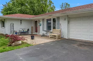 7948 Washington Park Dr, Miami Township, OH 45459 - Photo 2