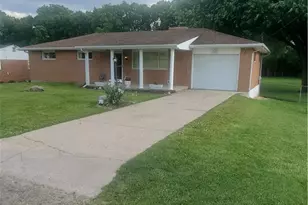 467 Lomar Dr, Carlisle, OH 45005 - Photo 2