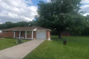 467 Lomar Dr, Carlisle, OH 45005 - Photo 1