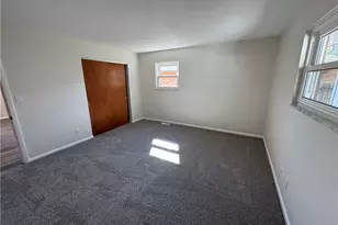 6125 Rosecrest Dr, Butler Twp, OH 45414 - Photo 12
