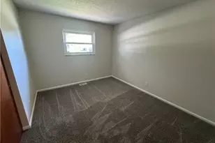 6125 Rosecrest Dr, Butler Twp, OH 45414 - Photo 16