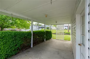 582 Travis Dr, Dayton, OH 45431 - Photo 8