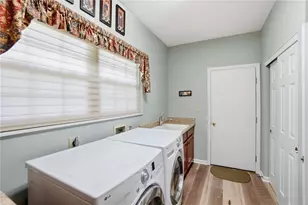 2044 Griffon Pl, Centerville, OH 45459 - Photo 38