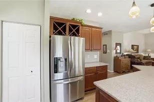 2044 Griffon Pl, Centerville, OH 45459 - Photo 14