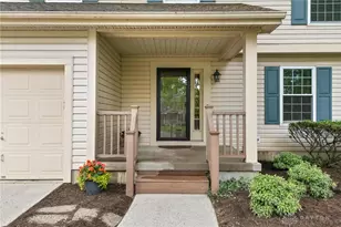 737 Wayfield Ct, Beavercreek, OH 45430 - Photo 10