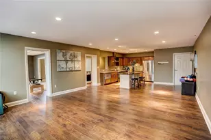 2 N Market St, Troy, OH 45373 - Photo 6