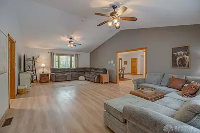 527 Lakengren Drive, Eaton, OH 45320 - Photo 10