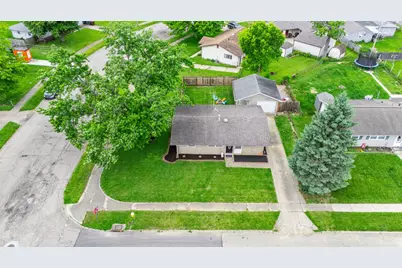 1189 Share Drive, Riverside, OH 45432 - Photo 8