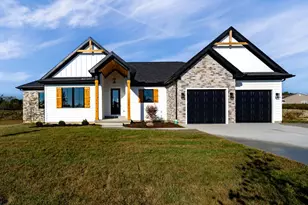 755 Lake Bluff Ct, Lebanon, OH 45036 - Photo 1