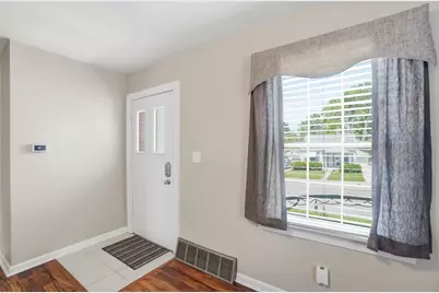 1040 Highridge Avenue, Dayton, OH 45420 - Photo 6