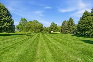 1952 Barnhart Rd, Troy, OH 45373 - Photo 82