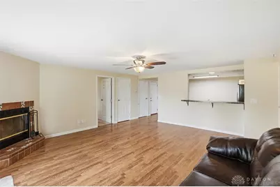 6824 Laurelview Drive, Huber Heights, OH 45424 - Photo 16
