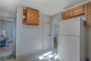 7 S Church St, Jamestown Vlg, OH 45335 - Photo 6