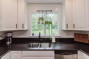 1603 Old Schoolhouse Rd, Troy, OH 45373 - Photo 18
