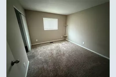 312 Porter Drive, Englewood, OH 45322 - Photo 6