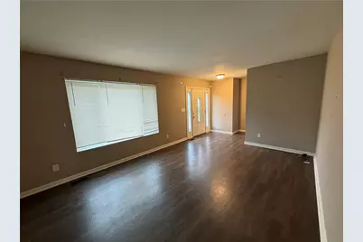 312 Porter Drive, Englewood, OH 45322 - Photo 2