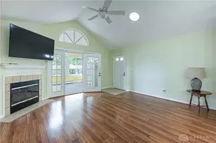 1532 Turnberry Village Dr, Washington Twp, OH 45458 - Photo 4