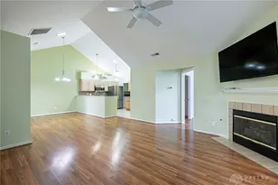 1532 Turnberry Village Dr, Washington Twp, OH 45458 - Photo 6
