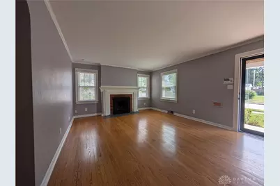445 Peach Orchard Avenue, Dayton, OH 45419 - Photo 2