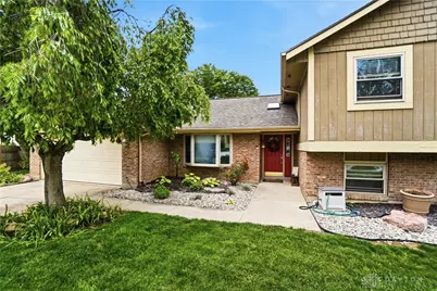 6541 Fallwood Circle, Clayton, OH 45322 - Photo 4