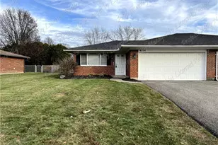 8774 Shadycreek Dr, Centerville, OH 45458 - Photo 2