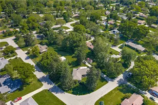 6459 Sweet Briar Ln, Washington Twp, OH 45459 - Photo 52