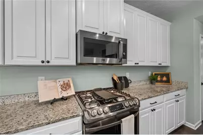 1741 Spring Meadows Drive, Beavercreek Twp, OH 45385 - Photo 18