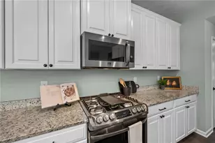 1741 Spring Meadows Dr, Beavercreek Twp, OH 45385 - Photo 18