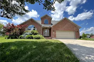 6353 Charlotte Ct, Huber Heights, OH 45424 - Photo 1