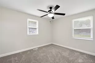 5237 Beechview Dr, Huber Heights, OH 45424 - Photo 22