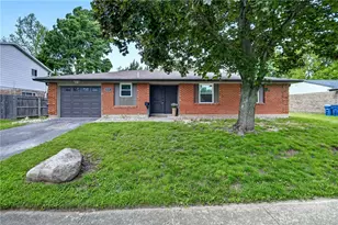 5237 Beechview Dr, Huber Heights, OH 45424 - Photo 2