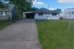 2405 Browning, Middletown, OH 45042 - Photo 2