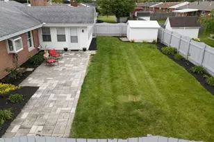 1352 Highland Dr, Greenville, OH 45331 - Photo 8