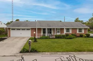 1352 Highland Dr, Greenville, OH 45331 - Photo 2