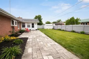 1352 Highland Dr, Greenville, OH 45331 - Photo 6