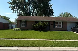 6740 Stonehurst Dr, Huber Heights, OH 45424 - Photo 1