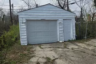 741 Almond Ave, Dayton, OH 45417 - Photo 4