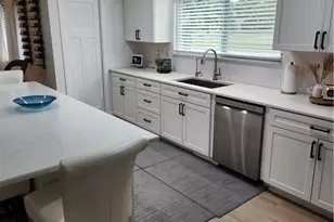 2447 N Tulane Dr, Beavercreek, OH 45431 - Photo 6