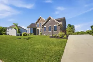 2731 Bent Grass Dr, Beavercreek, OH 45431 - Photo 4