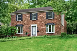 222 Wisteria Dr, Oakwood, OH 45419 - Photo 2