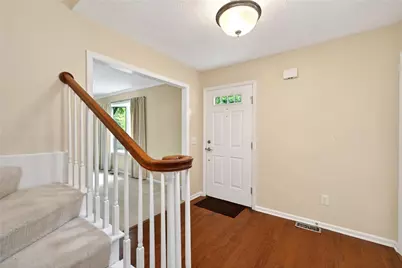 222 Wisteria Drive, Oakwood, OH 45419 - Photo 6