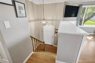 1835 Statehouse Ct, Sugarcreek Twp, OH 45305 - Photo 2