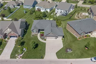 17 Louise Dr, Springboro, OH 45066 - Photo 2