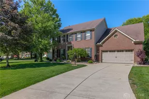 10075 Pebblestone Dr, Washington Twp, OH 45458 - Photo 2