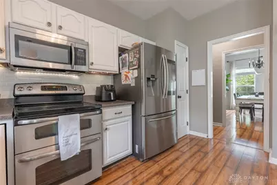 10075 Pebblestone Drive, Washington Twp, OH 45458 - Photo 12