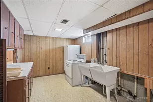 742 Greenview Dr, Tipp City, OH 45371 - Photo 40