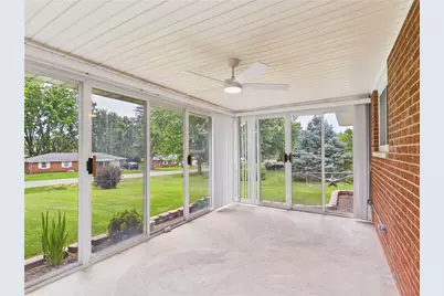 2974 Valley View Drive, Fairborn, OH 45432 - Photo 6